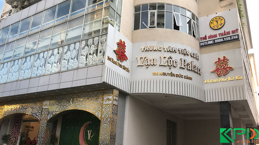 Vạn Lộc Palace