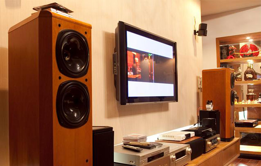 Tạo nên sự sang trọng cho không gian nhà bạn loa-dung-karaoke