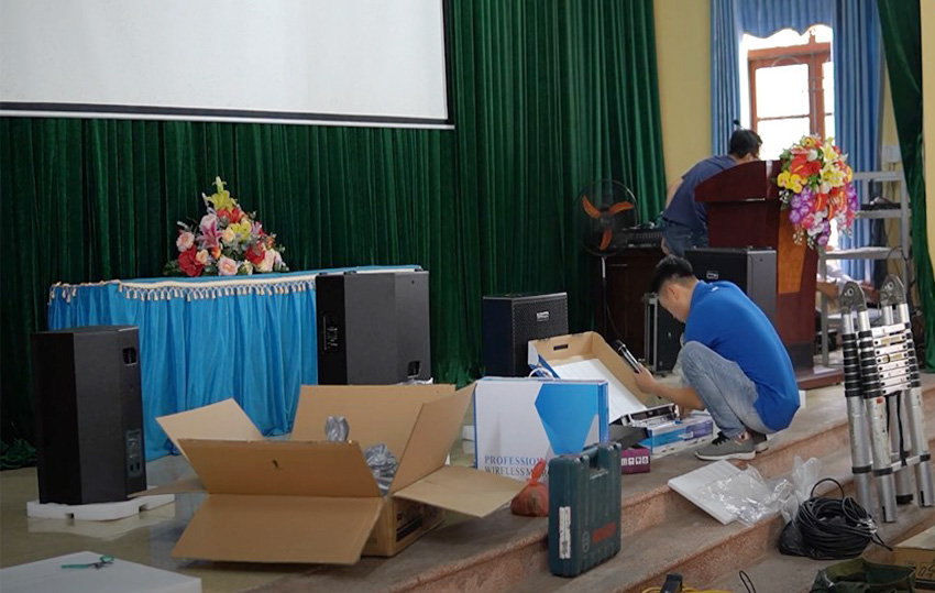 Lắp đặt dàn âm thanh hội trường 200 khách tại TT Chính trị Huyện Gia Bình, Bắc Ninh