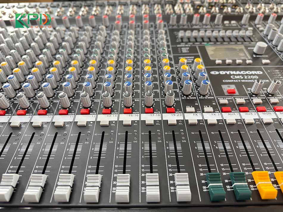 Núm căn chỉnh âm thanh