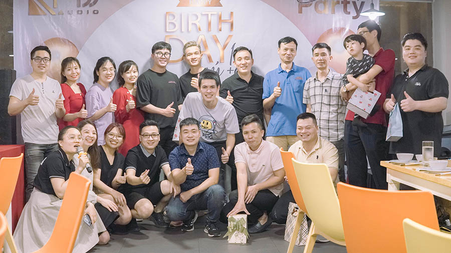 Tiệc chúc mứng sinh nhật nhân viên Khang Phú Đạt Audio
