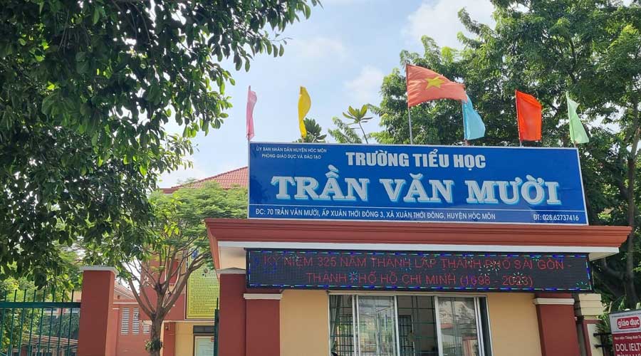 Trường tiểu học Trần Văn Mười