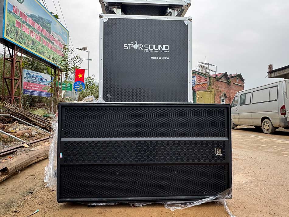 Loa Sub kép 1802S