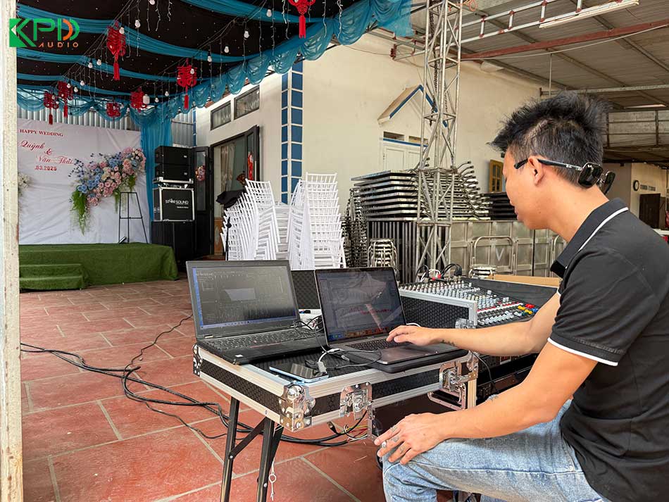 Setup hệ thống âm thanh sự kiện đám cưới