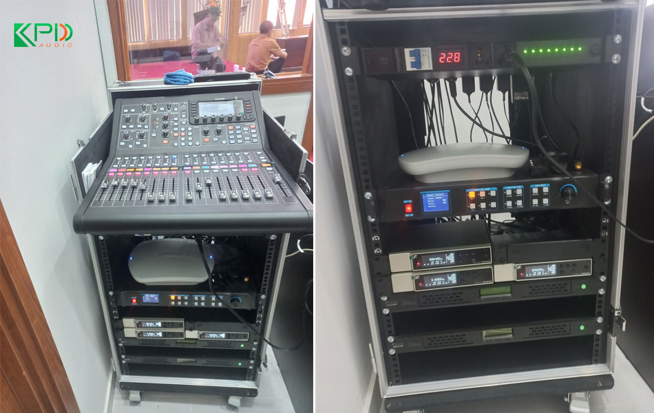 Tủ đựng thiết bị gọn nhẹ