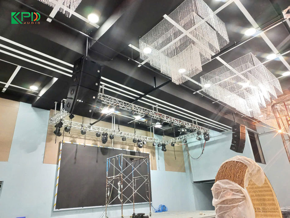 Hệ thống âm thanh nhà hàng tiệc cưới cho anh Huy - Long An