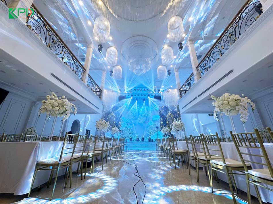 Hệ thống Ánh sáng cho Golden Palace 564 Đường Láng