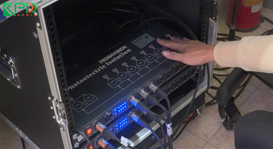 Bộ chia tín hiệu ánh sáng