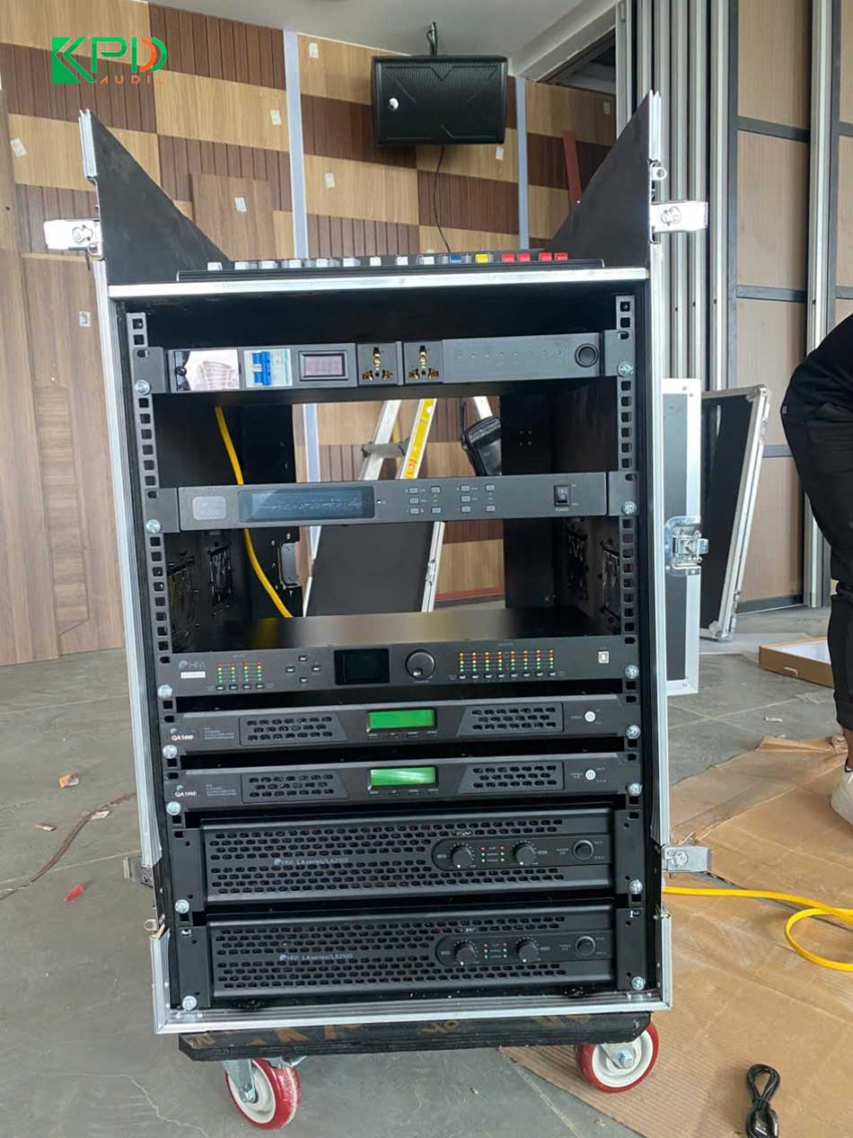 Tủ đựng thiết bị âm thanh