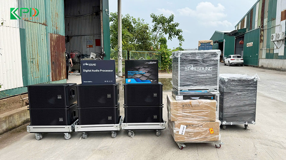 Chuẩn bị hàng để chuẩn bị bàn giao cho anh Chính