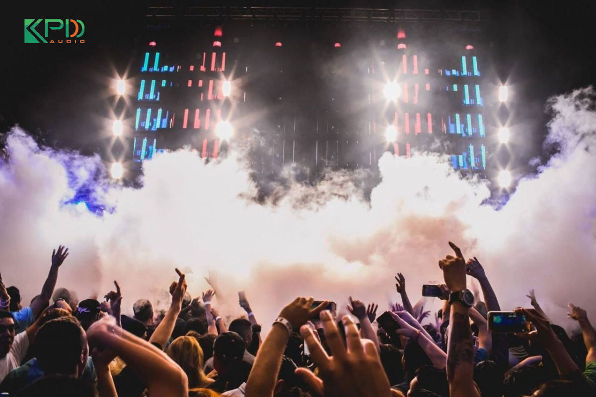 Máy khói sân khấu sự kiện