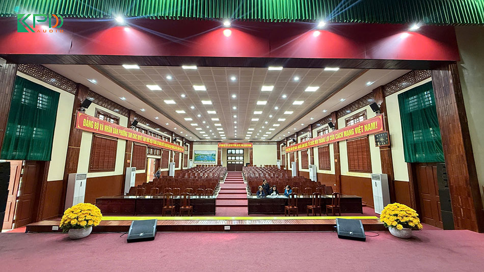 Hệ thống loa monitor cho sân khấu