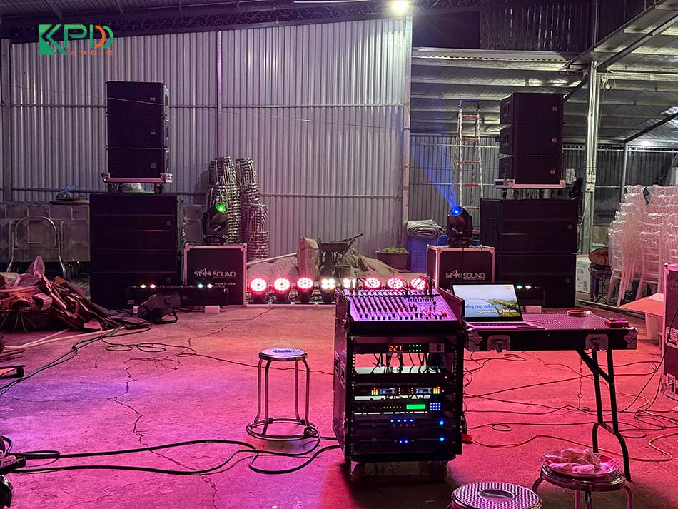 Âm thanh ánh sáng lung linh