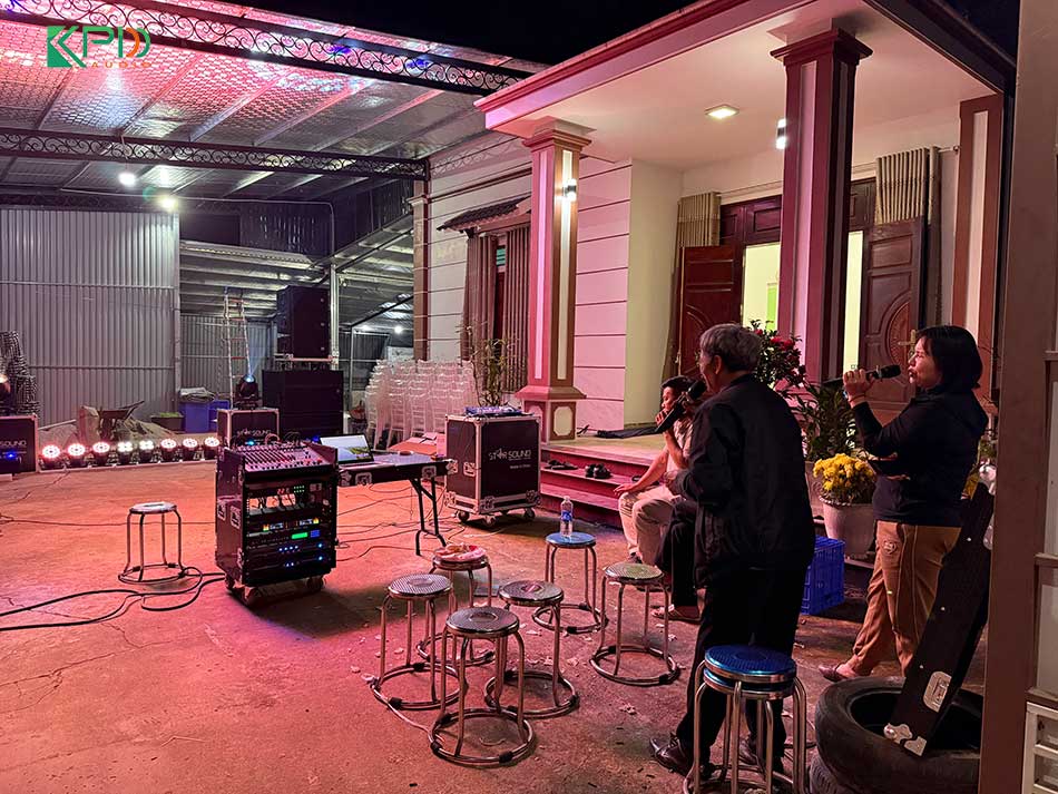 Test chất lượng âm thanh, ánh sáng