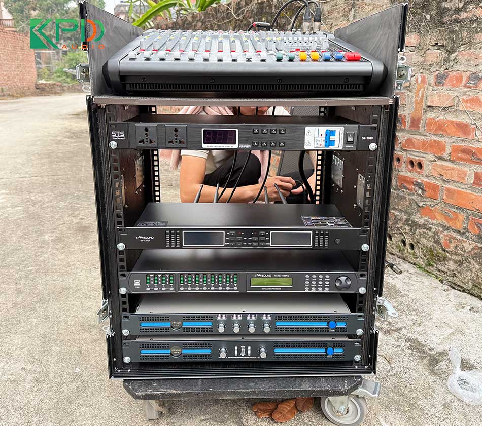 Tủ thiết bị gọn nhẹ